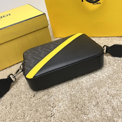 フェンディバッグ内部構造